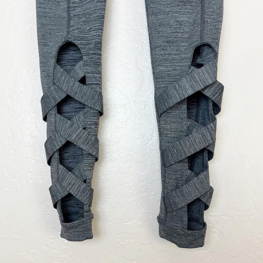 •ATHLETA•‎ Gray Chatarunga High Rise Criss Cross Leggings Yoga Size XS